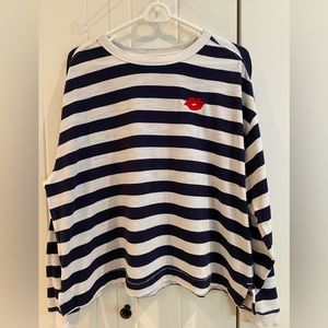 Old Navy striped 👄 top